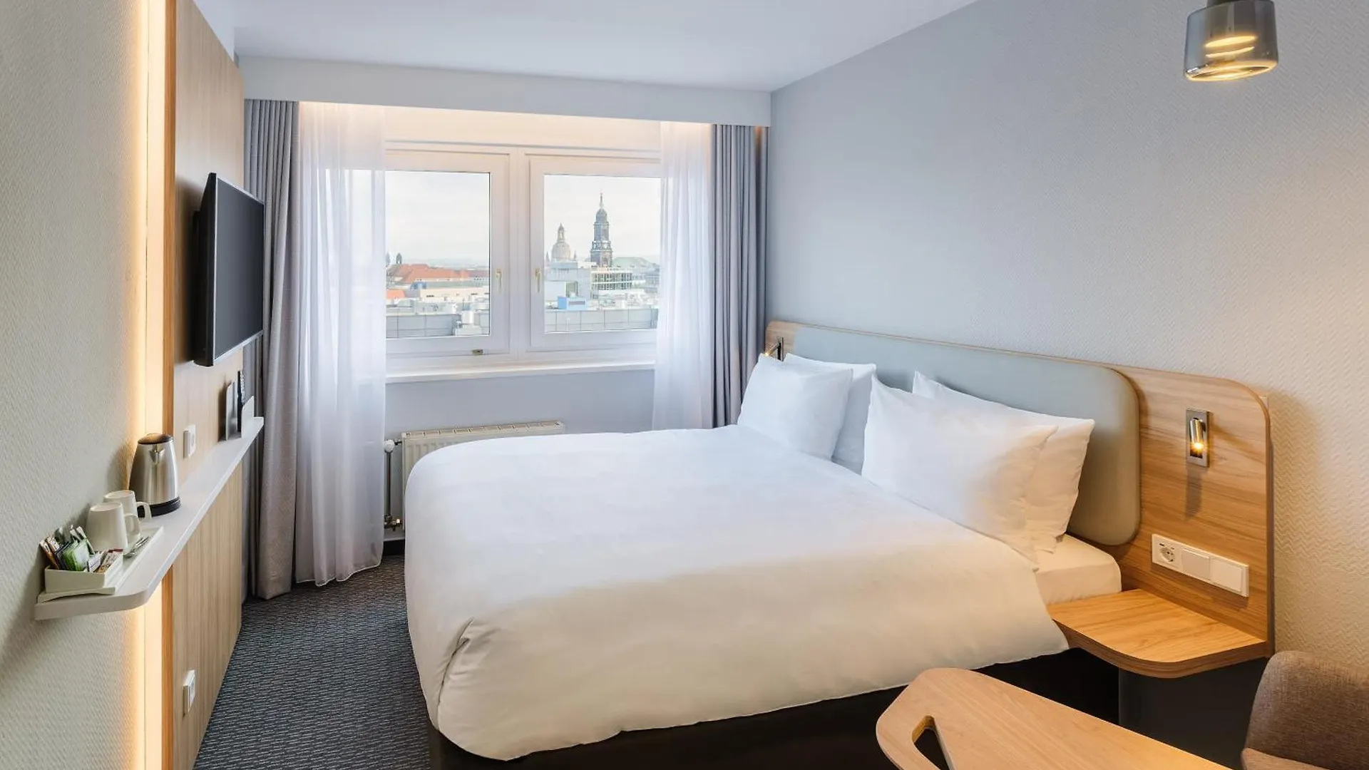 Holiday Inn Express Dresden Zentrum By Ihg Hotel