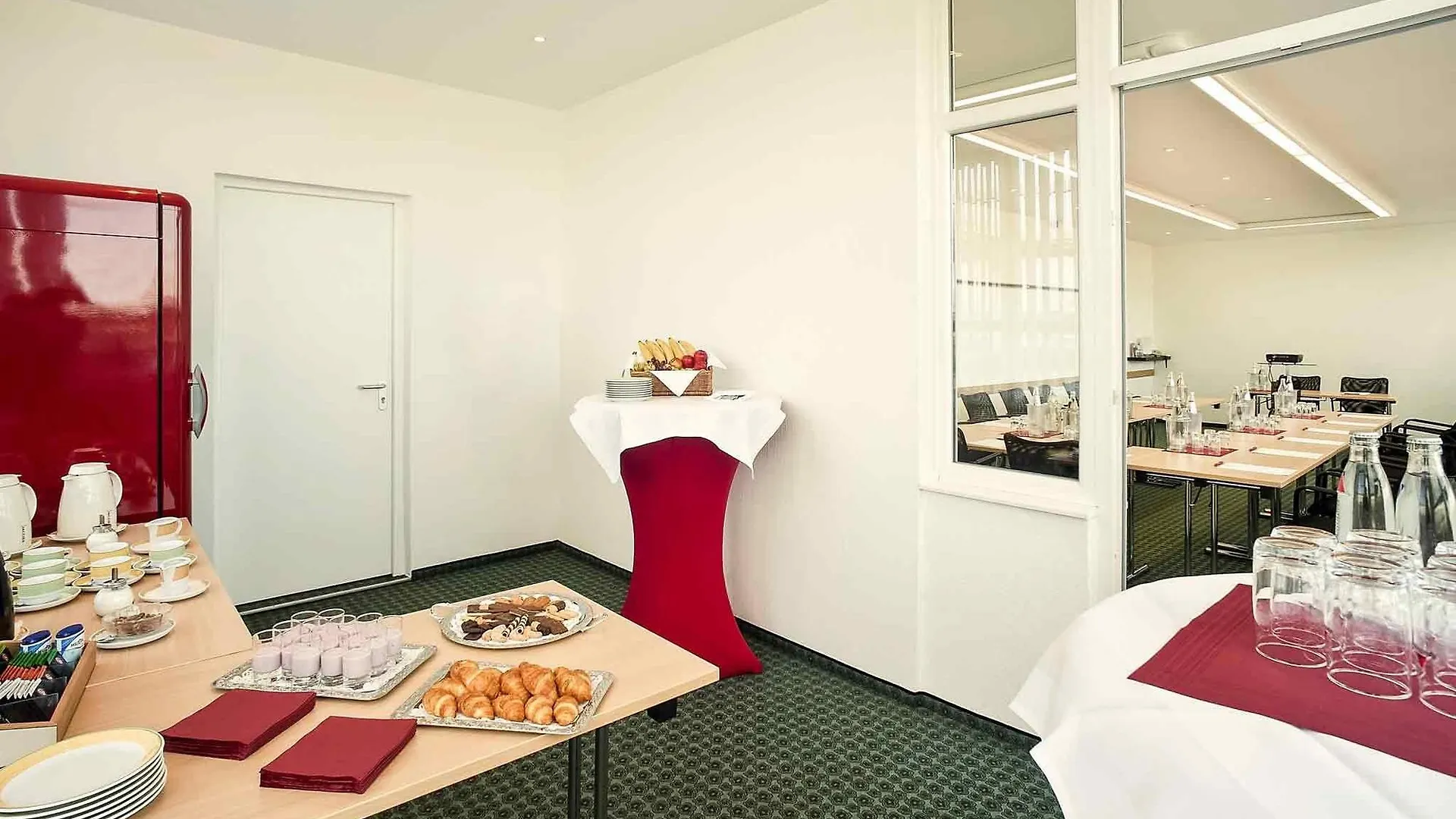 Holiday Inn Express Dresden Zentrum By Ihg Hotel