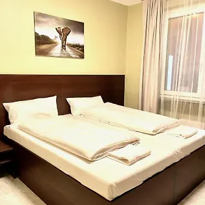 Hotell Star ***