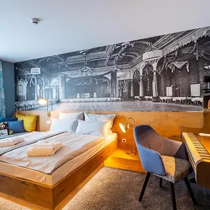 Hotel Mightytwice, Drážďany