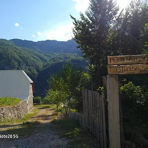 Gasthuis Mountain Vista Shkafi
