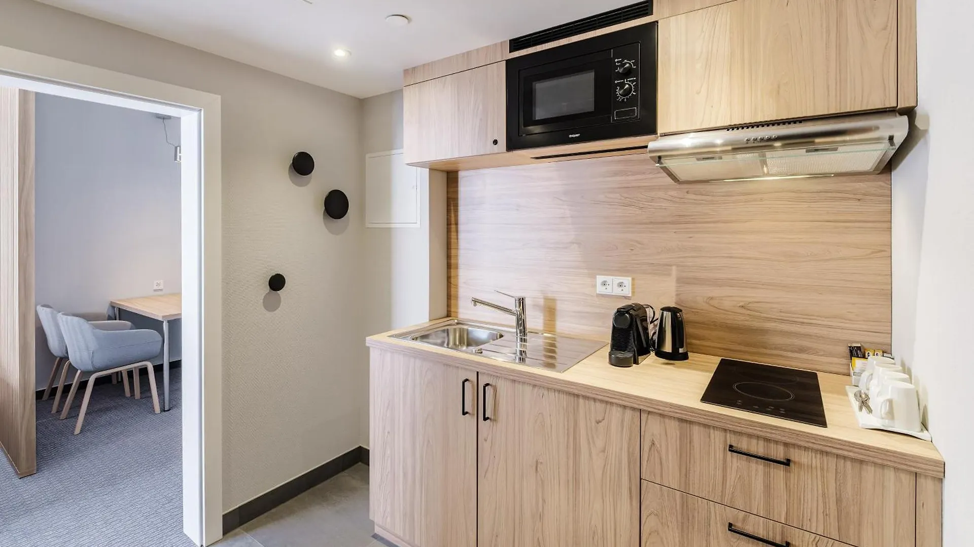 ホテル Holiday Inn Express Dresden Zentrum By Ihg