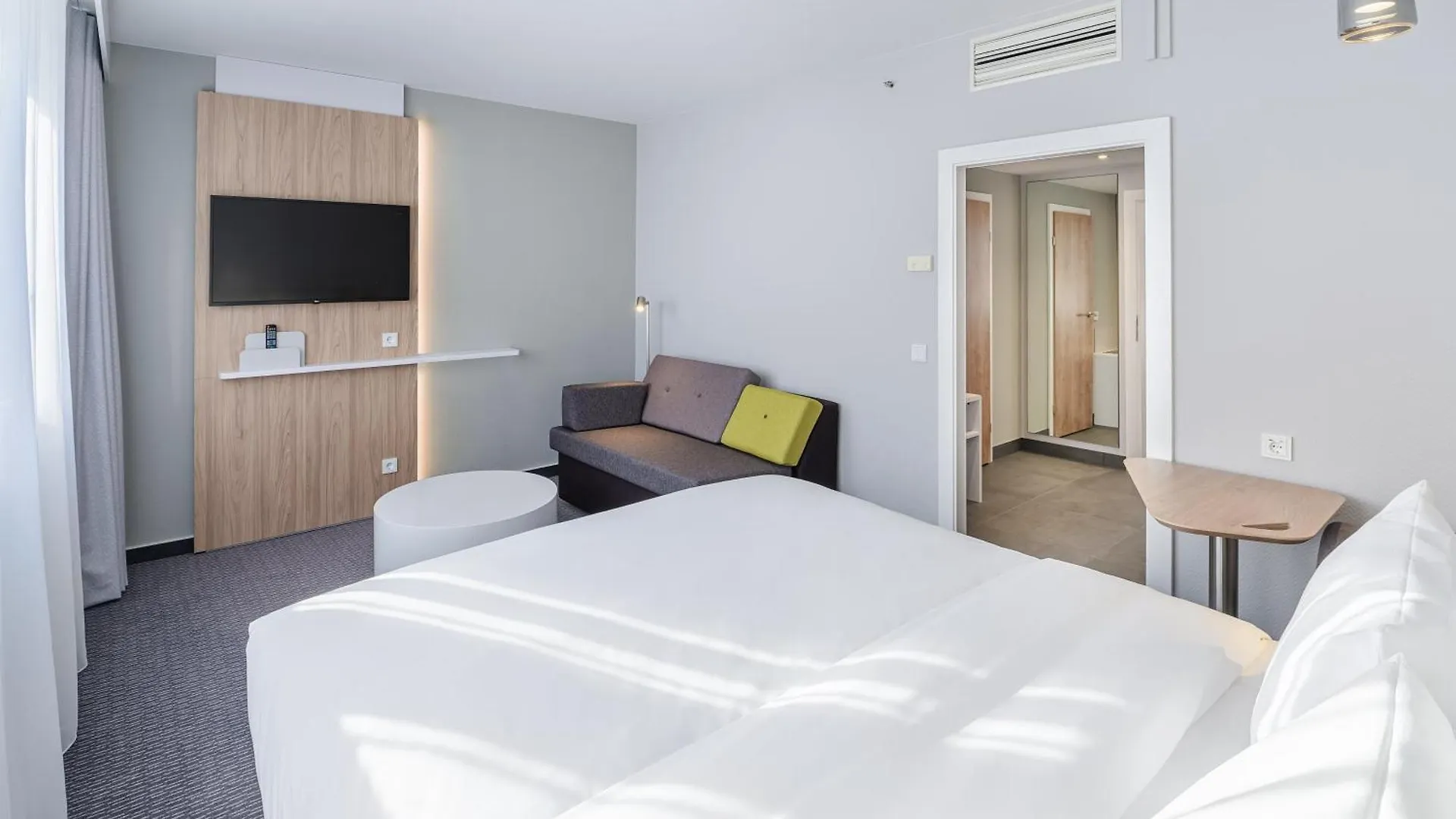 Holiday Inn Express Dresden Zentrum By Ihg