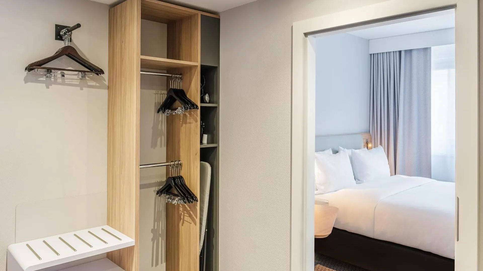 *** Hotel Holiday Inn Express Dresden Zentrum By Ihg Alemanha