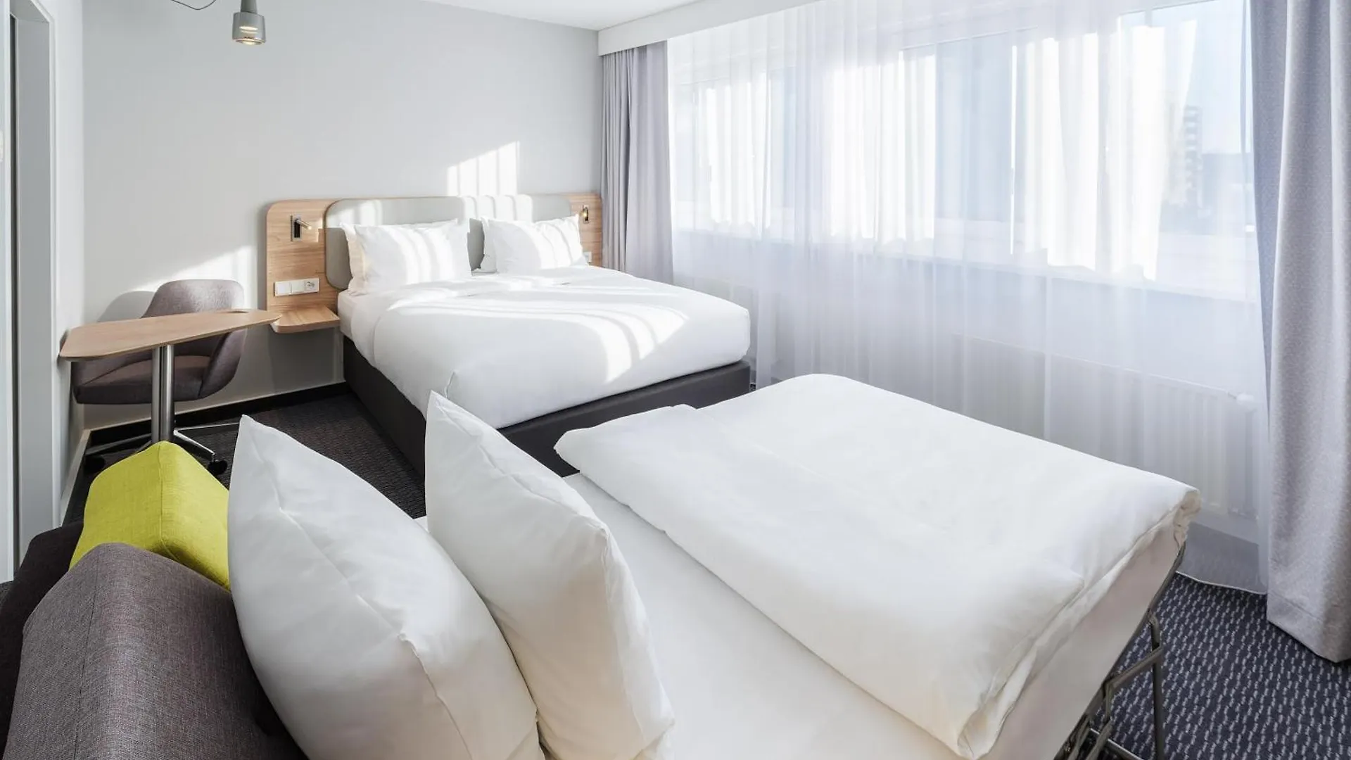 Hotel Holiday Inn Express Dresden Zentrum By Ihg