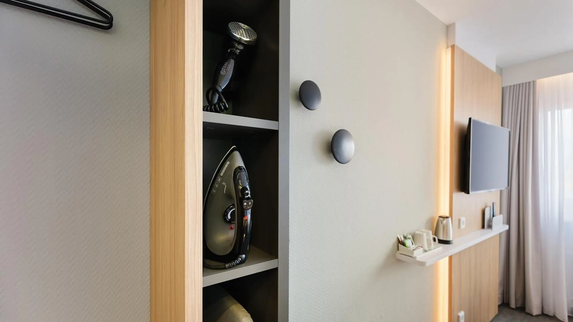 Holiday Inn Express Dresden Zentrum By Ihg ホテル
