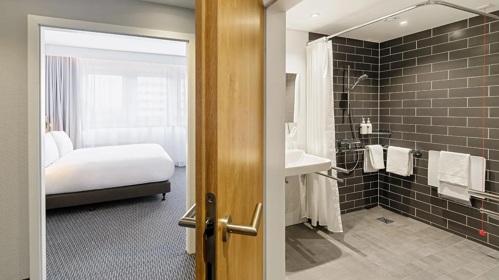Holiday Inn Express Dresden Zentrum By Ihg Hotel