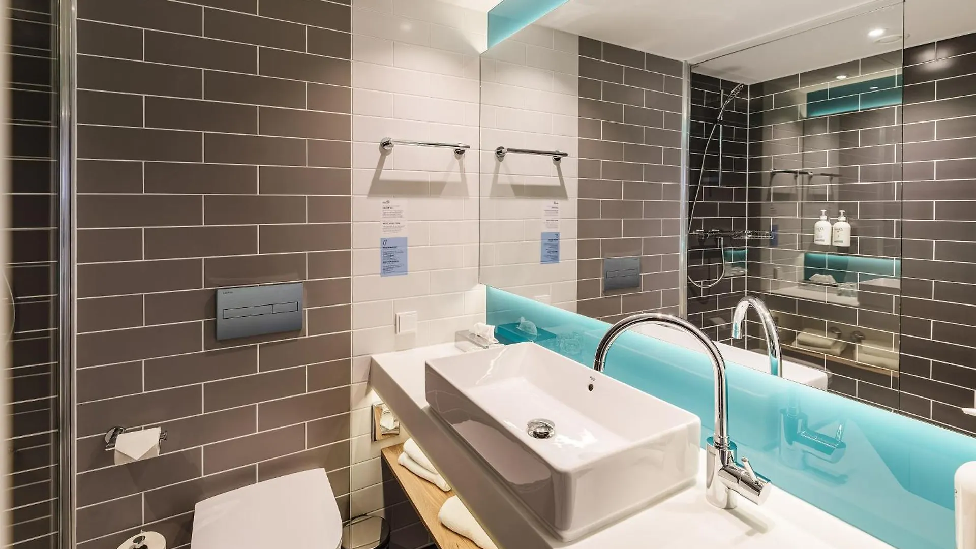Holiday Inn Express Dresden Zentrum By Ihg 3*,  Alemanha